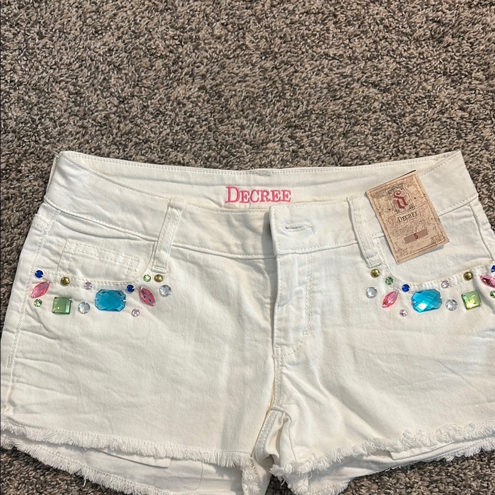 Decree White Jean Shorts with Frayed Hem